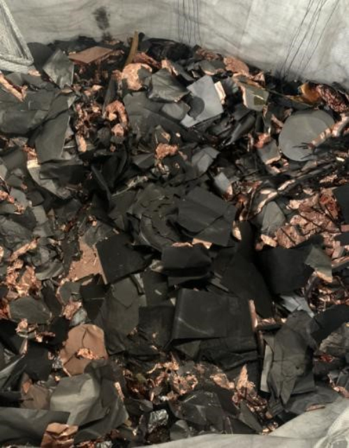废旧电池、正负极片的粉碎分级设备原理